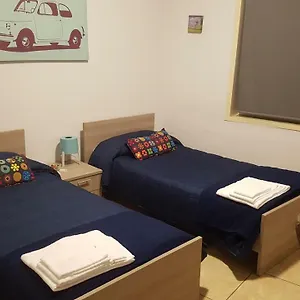 Etna Parking ** קטאניה